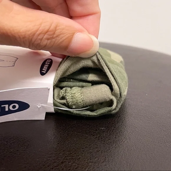 Old Navy Green Camo Camouflage High Rise Cropped Leggings NWT Small TALL - Picture 7 of 7